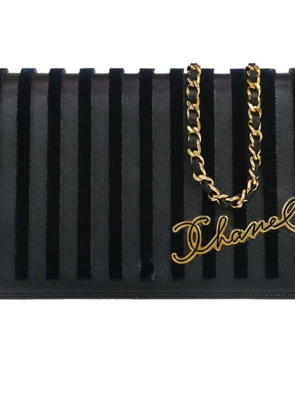 Chanel Navy Calfskin Velvet Paris-Hamburg Iridescent WOC Shoulder Bag 179342